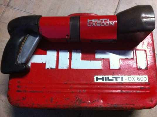 เครื่องมือช่าง HILTI (ฮิลติ) เครื่องมือมี 3 ตัว