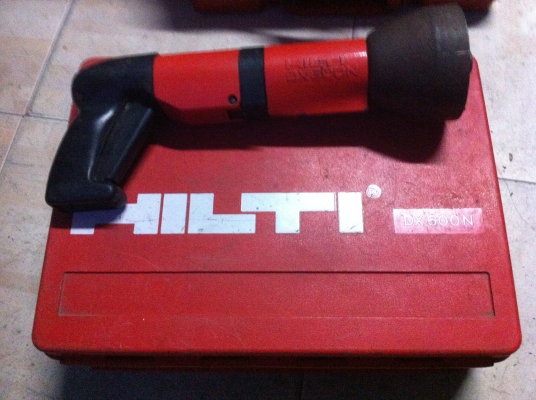 เครื่องมือช่าง HILTI (ฮิลติ) เครื่องมือมี 3 ตัว