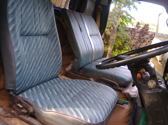 ขาย6ล้อดั้ม อีซูซุ npr 115 ห้างแท้ใส่ดั้มปี52 เดิมบาง รถไม่ช้ำสภาพดี พร้อมใช้งานจิง ราคาพอฟัง 550000 ต่อรองได้คับ