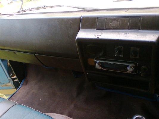 ขาย6ล้อดั้ม อีซูซุ npr 115 ห้างแท้ใส่ดั้มปี52 เดิมบาง รถไม่ช้ำสภาพดี พร้อมใช้งานจิง ราคาพอฟัง 550000 ต่อรองได้คับ