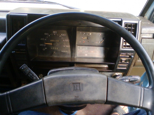 ขาย6ล้อดั้ม อีซูซุ npr 115 ห้างแท้ใส่ดั้มปี52 เดิมบาง รถไม่ช้ำสภาพดี พร้อมใช้งานจิง ราคาพอฟัง 550000 ต่อรองได้คับ