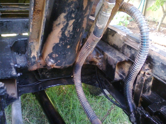 ขาย6ล้อดั้ม อีซูซุ npr 115 ห้างแท้ใส่ดั้มปี52 เดิมบาง รถไม่ช้ำสภาพดี พร้อมใช้งานจิง ราคาพอฟัง 550000 ต่อรองได้คับ