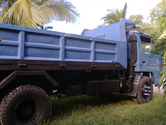 ขาย6ล้อดั้ม อีซูซุ npr 115 ห้างแท้ใส่ดั้มปี52 เดิมบาง รถไม่ช้ำสภาพดี พร้อมใช้งานจิง ราคาพอฟัง 550000 ต่อรองได้คับ