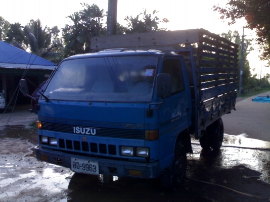 ขาย 6ล้อ NPR57G เครื่อง 4BC2 เครื่องดี คัทชีสวยมากๆ สำหรับคนอยากเอาไปขายต่อ230000ขายเลยคับ