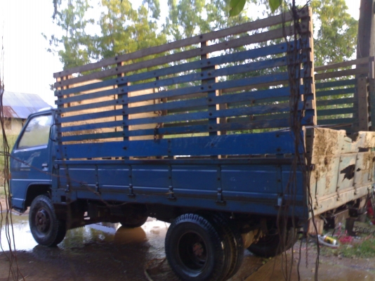 ขาย 6ล้อ NPR57G เครื่อง 4BC2 เครื่องดี คัทชีสวยมากๆ สำหรับคนอยากเอาไปขายต่อ230000ขายเลยคับ