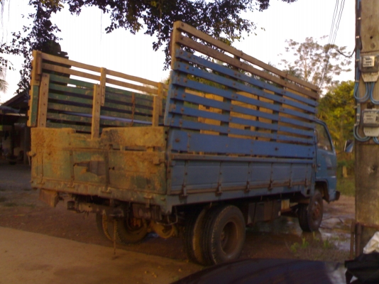 ขาย 6ล้อ NPR57G เครื่อง 4BC2 เครื่องดี คัทชีสวยมากๆ สำหรับคนอยากเอาไปขายต่อ230000ขายเลยคับ