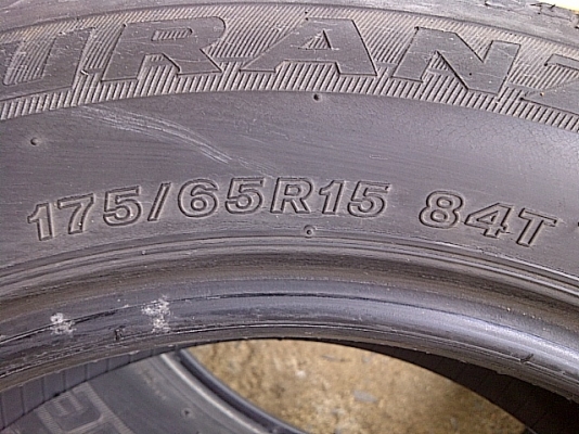 ยาง 2 เส้น ถูกๆ ปี 10  ไม่รั่ว ไม่ปะ