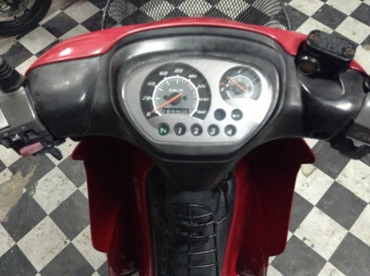 ขาย!!!ยามาฮ่าสป๊าก ปี47 รถเครื่องดีคับ มีเล่มทะเบียนครบ ภาษีไม่หมด