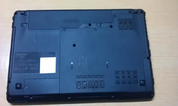 ขายโน๊ตบุค lenovo z465 สภาพดี