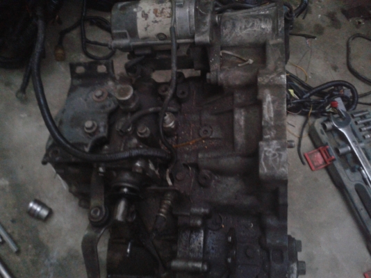 ขายเกียร์ธรรมดา3Sขับหน้า  ลิมีเต็ด 9000 บาท