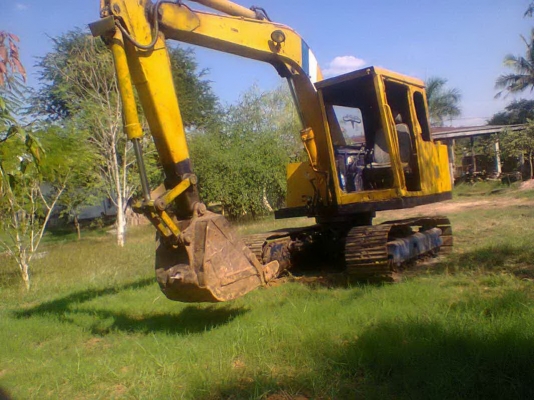 ขายKOMATSU 10HT สภาพสวยพร้อมใช้ ติดต่อได้ที่คุณ อ๊อฟ พิจิตร 086-737-9991