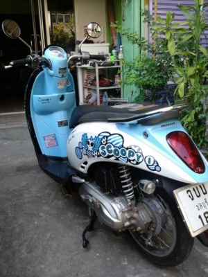 ขาย Honda Scoopy i ฟ้า-ขาว ปี2555 ราคา 23,500บาท ลดได้นะครับ