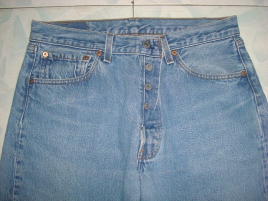 #9204#ยีนส์ลีวายส์ 501 ผ้าทราย ของแท้ มือสอง เอว34 ยาว32 made in usa