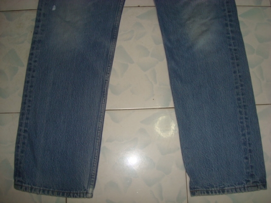 #9235# ยีนส์Levi's 501 ผ้าทราย ของแท้ มือสอง เอว 36 ยาว 32 ตะเข็บสวย #9235# ยีนส์Levi's 501 ผ้าทราย ของแท้ มือสอง เอว 36 ยาว 32 ตะเข็บสวย
