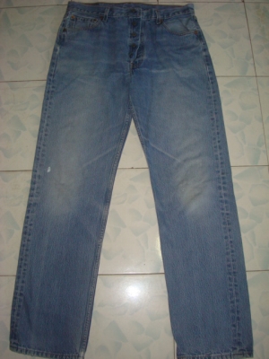 #9235# ยีนส์Levi's 501 ผ้าทราย ของแท้ มือสอง เอว 36 ยาว 32 ตะเข็บสวย