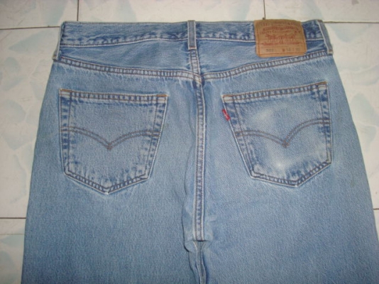 #9267# ยีนส์Levi's 501 ผ้าทราย ของแท้ มือสอง เอว34ครึ่ง ยาว 30 ตะเข็บสวย