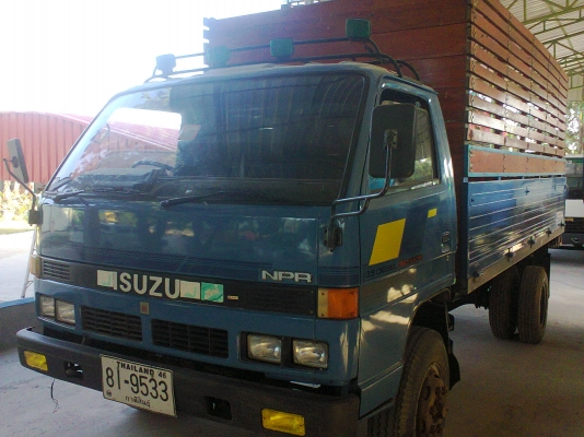 385,000 บาท NPR 115 แรง 4.3 เมตร เครื่อง  4BD1  F หน้า-หลัง  เครื่องดี แชชซสวย