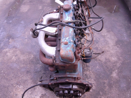 ขายเครื่องยนต์ Nissan sd33 พร้อมเกียร์