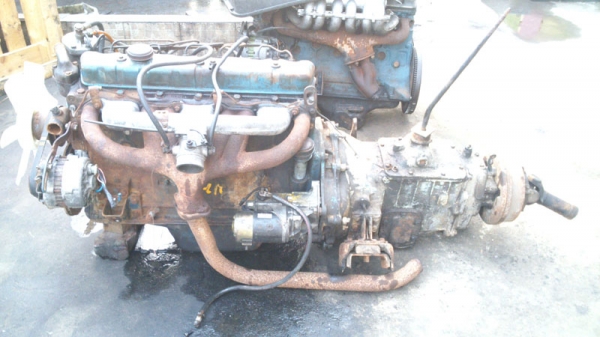 ขายเครื่องยนต์ Nissan sd33 พร้อมเกียร์