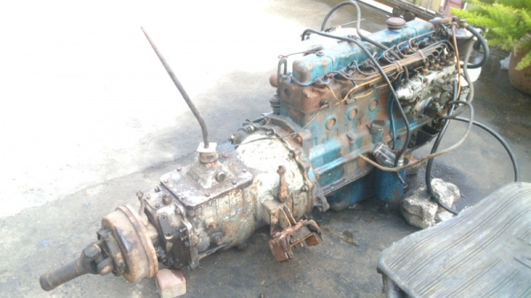 ขายเครื่องยนต์ Nissan sd33 พร้อมเกียร์