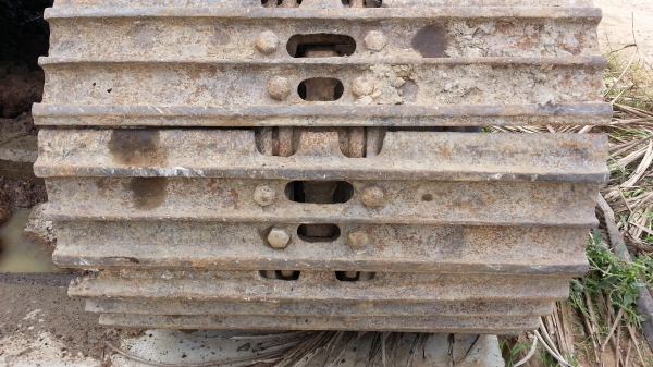 ขายด่วน CAT E200B สภาพสวยพร้อมใช้