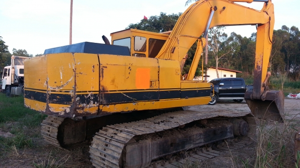 ขายด่วน CAT E200B สภาพสวยพร้อมใช้