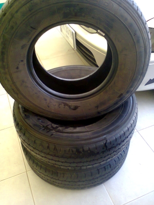MICHELIN  XCD 215R14  (ตอนนี้โดนซื้อไปหมดแล้วครับสองเส้นสุดท้ายไปจ.ว ตราด)