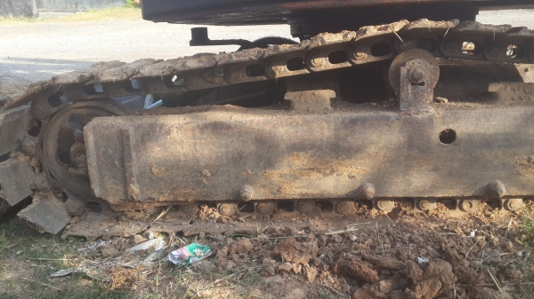 ขายด่วน แบคโฮ ขนาดเล็ก 199,000 บาท ขายด่วน แบคโฮ ขนาดเล็ก 199,000 บาท