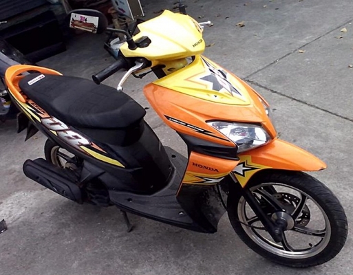 Honda Click สวยๆล้อแม๊กซ์