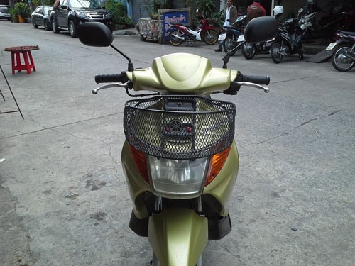 ขายด่วน nouvo ตัวเก่า สีทอง รถบ้าน เดิมๆ เครื่องแน่น หล่อๆเลย เอกสารครบ ขับกลับบ้านได้เลยจ้า