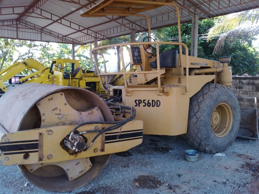 ขายรถบดINGERSOLLANสั่นสะเทือน10ตัน