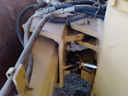 ขายรถบดINGERSOLLANสั่นสะเทือน10ตัน