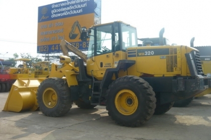 รถตักล้อยาง Komatsu WA320-6 รถนำเข้าจากญี่ปุ่น ยังไม่ผ่านการใช้งานในไทย
