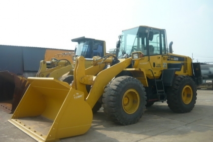 รถตักล้อยาง Komatsu WA320-6 รถนำเข้าจากญี่ปุ่น ยังไม่ผ่านการใช้งานในไทย