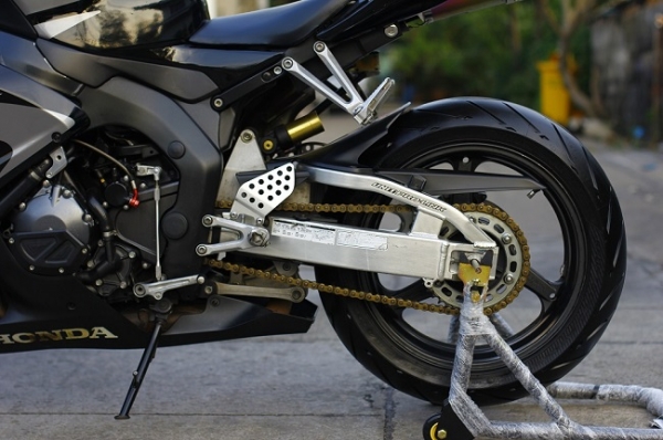 <<ดาวน์ 135,000>> CBR 1000RR ทบแท้ หล่อๆสักคัน