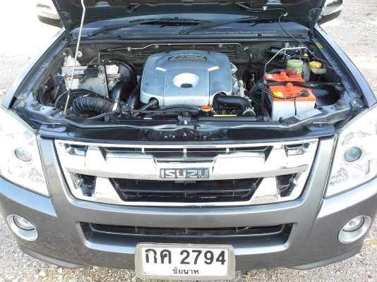 ขาย ISUZU D-MAX 2.5 SLX CAB 4 DDII-TEQ SUPER PLATINUM ขาย ISUZU D-MAX 2.5 SLX CAB 4 DDII-TEQ SUPER PLATINUM