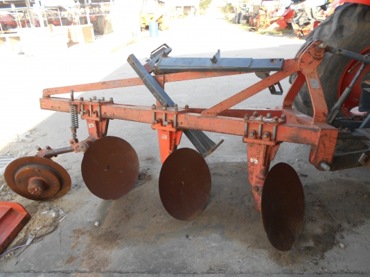 รถแทรคเตอร์ M9540 อุปกรณ์หน้าหลัง