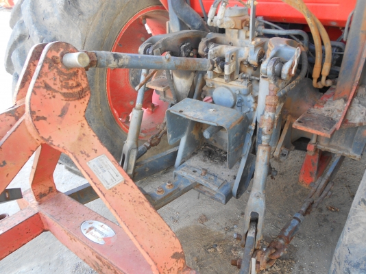 รถแทรคเตอร์ M9540 อุปกรณ์หน้าหลัง