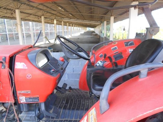 รถแทรคเตอร์ M9540 อุปกรณ์หน้าหลัง