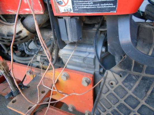 รถแทรคเตอร์ M9540 อุปกรณ์หน้าหลัง