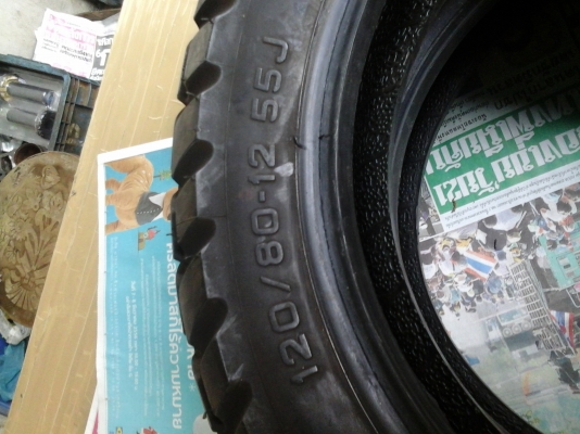 ขายยางนอกขอบสิบสองPirelliใส่ ksr,msx