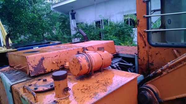 HITACHI UH025 (ขนาด60)แมคโฮ คีบไม้ เหล็ก ซื้อเช็คนอกมาไม่ได้ใช้ มีเอกสาร...