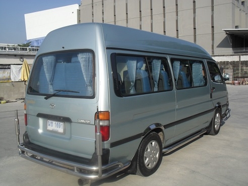 รถตู้ ช่วงยาว หลังสูง รถบ้านแท้ ติด LPGแล้ว