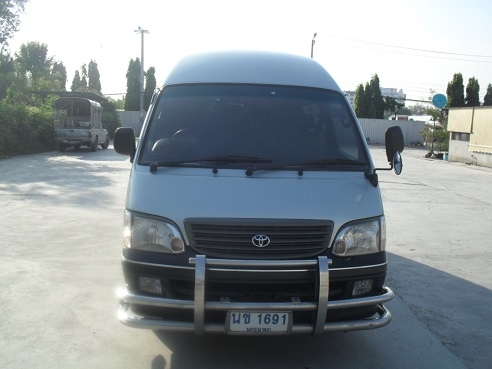 รถตู้ ช่วงยาว หลังสูง รถบ้านแท้ ติด LPGแล้ว