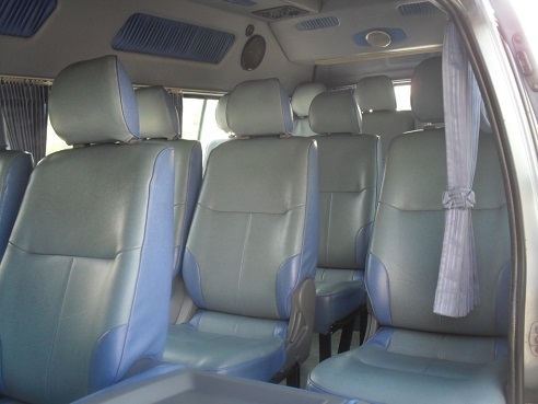 รถตู้ ช่วงยาว หลังสูง รถบ้านแท้ ติด LPGแล้ว