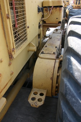 ขาย รถเกรด CATERPILLAR 12G-61M07xxx เก่าญี่ปุ่น สวยมากๆ เดิมๆ 2,400,000 TEL : 087-0339334 (อ็อฟ)