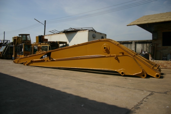 ขาย ชุดบูมยาว CAT 320 v.1/2 B C D ของใหม่ นำเข้า 500,000 TEL : 087-0339334