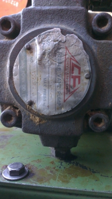 Sell> ขายชุดปั้มไฮดรอลิค พร้อมคอนโทรลไฟฟ้า มอเตอร์ 2 แรง มีชุดวาล์วไฟฟ้าครบ พร้อมใช้งานครับ