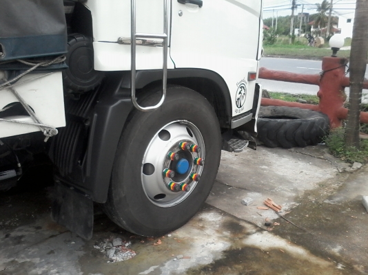 ขายรถ 6 ล้อ รถสวย สภาพดี พร้อมใช้งาน 0819563995