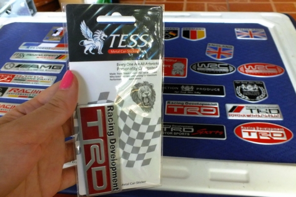 ขออนุญาติขาย สติกเกอร์อลูมิเนียมอัลลอยด์ 3D ติดรถยนต์ Metal Car Sticker